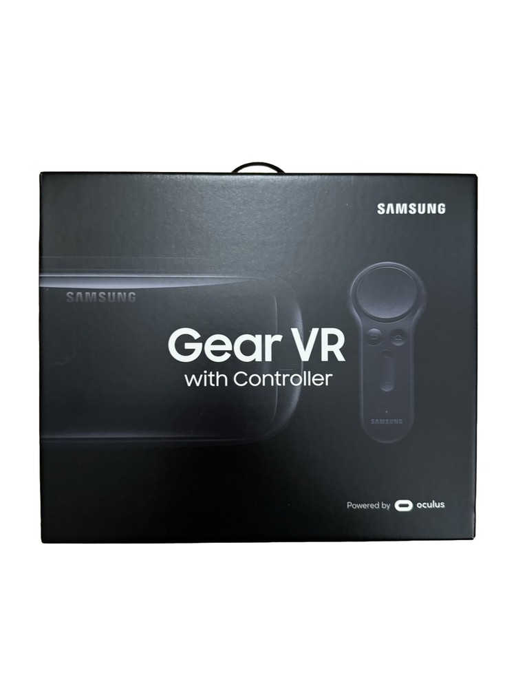 SAMSUNG Gear VR Powered By Oculus (2017 Edition) [Controller Not Included]