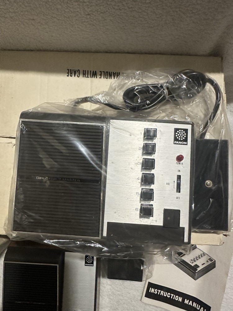 Vintage Fanon Solid State Intercom System Master Unit, Four Remote Unit Untested