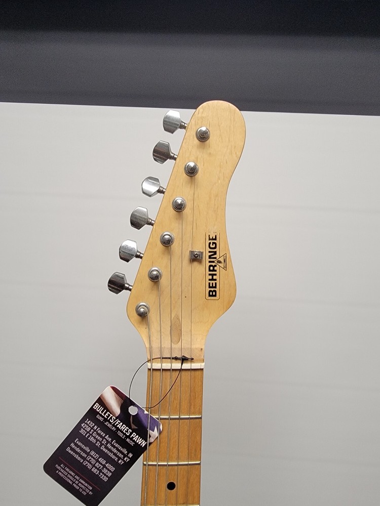 Behringer 6-String Solid Electric Guitar Black & White