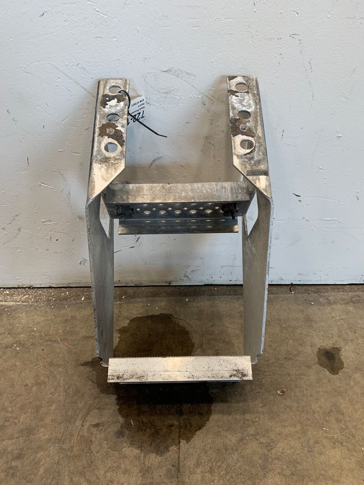 2014 International Prostar Frame Step (722-10184)