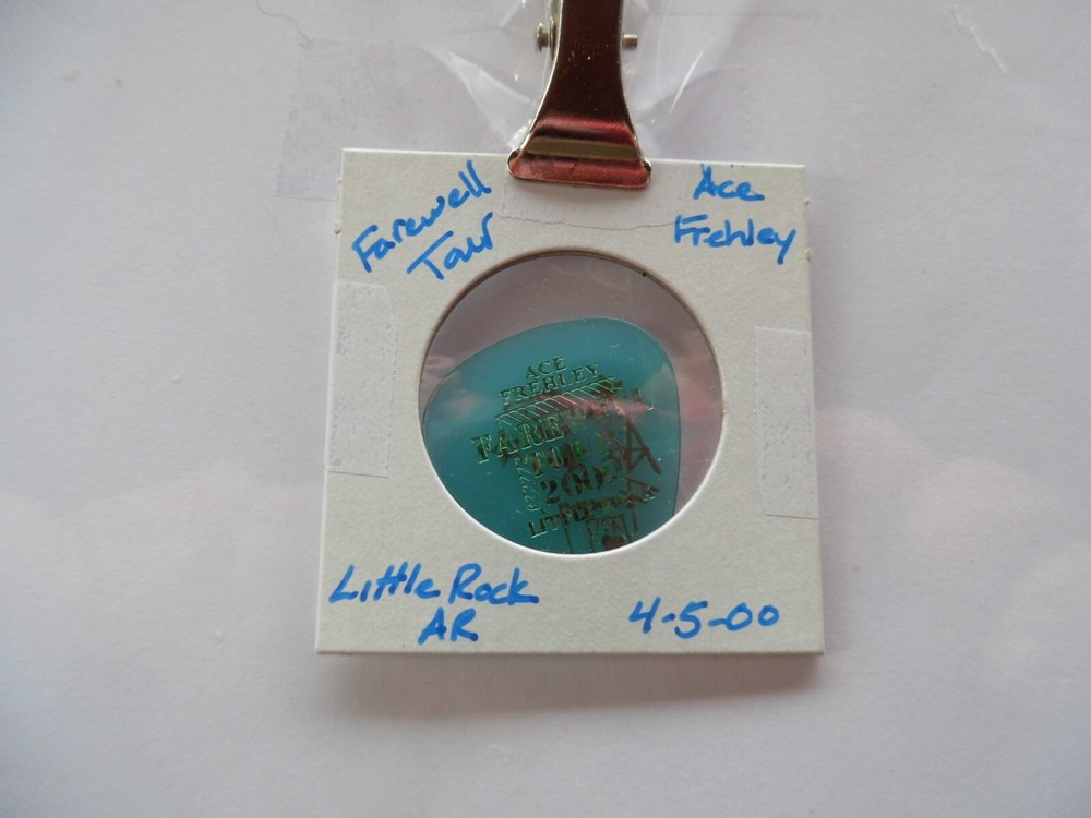 KISS "ACE FREHLEY" GUITAR PICK~4/5/00READ DESCRIPTION  (3/17)