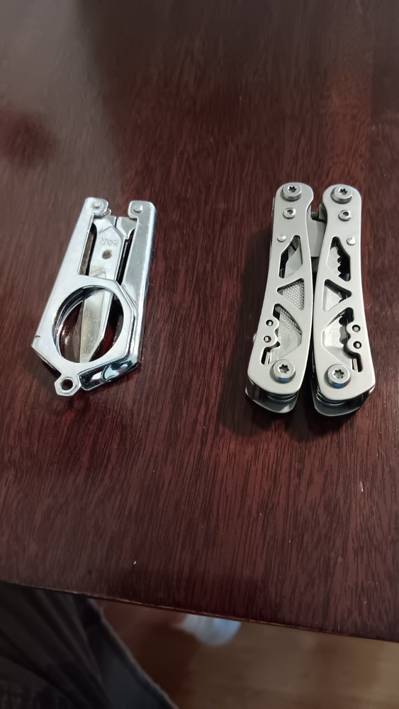 MINI MULTI TOOLS (CAMPING, EDC, JUST IN CASE.)
