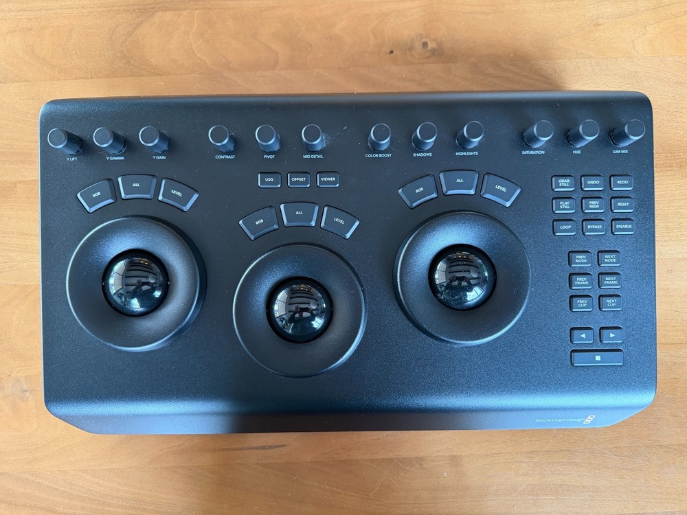Blackmagic Design Davinci Resolve Micro Panel