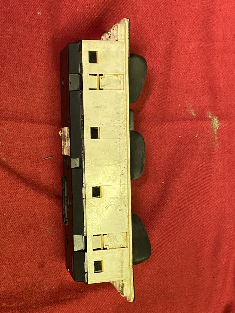 Freightliner A/C Climate Control Module TEMPERATURE, HVAC A22-57054-003