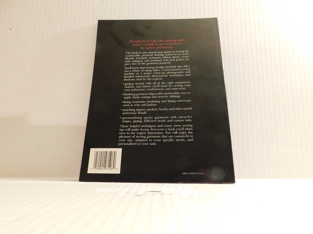 Sewing Activewear Singer Sewing reference library book