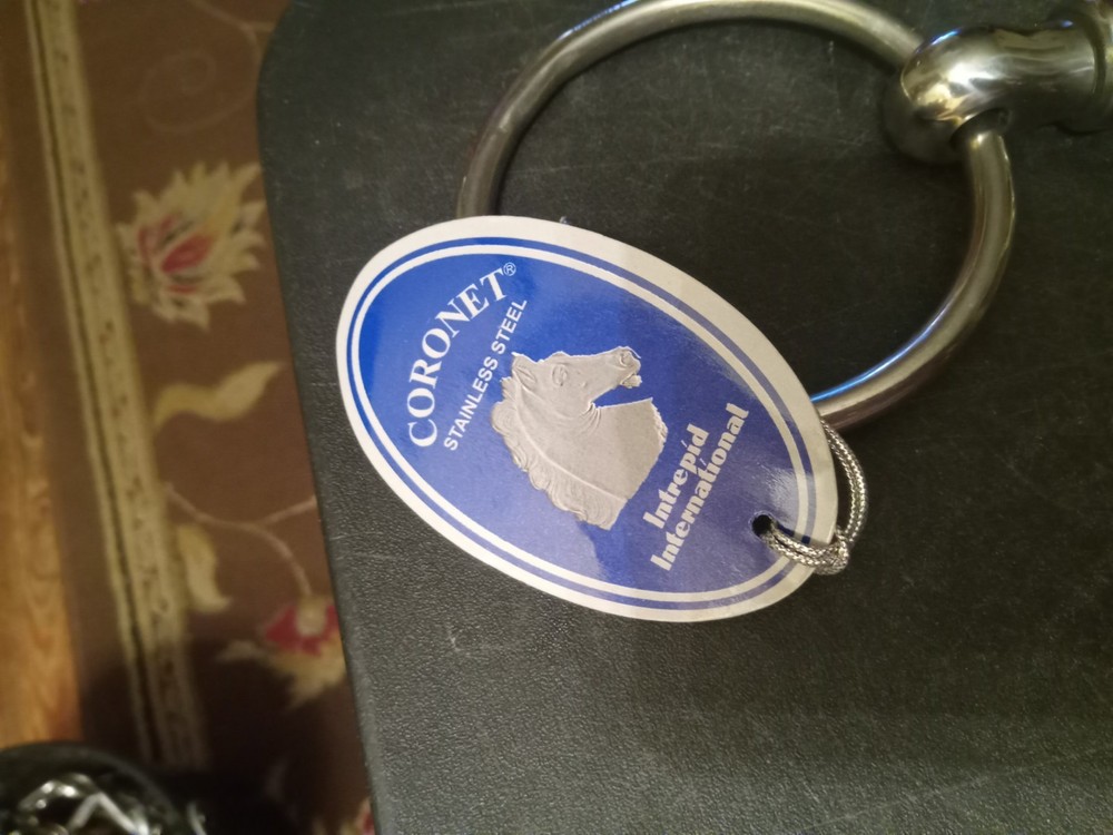 New Loose ring Snaffle Bit stainless rollers 5 1/2 in mouth cherry roller