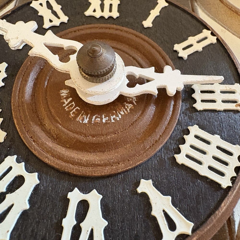 German Cuckoo Clock No Weights Or Pendulum