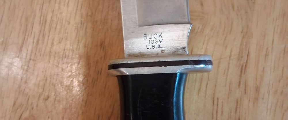 Vintage Buck Beavertail 103-V Knife.