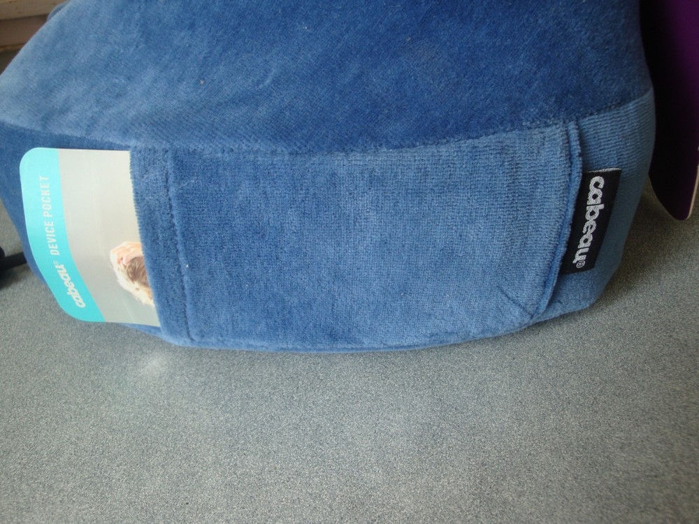 NEW CABEAU EVOLUTION COMPACT TRAVEL PILLOW MEMORY FOAM CORE PERFORMANCE LEVEL 4