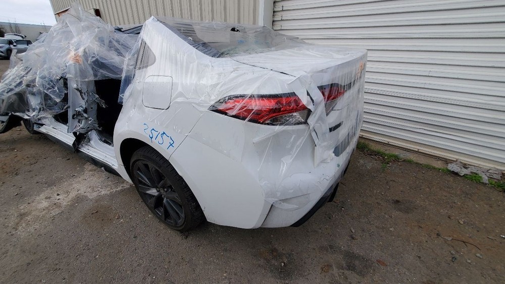 COROLLA 2023 CONSOL ARMREST