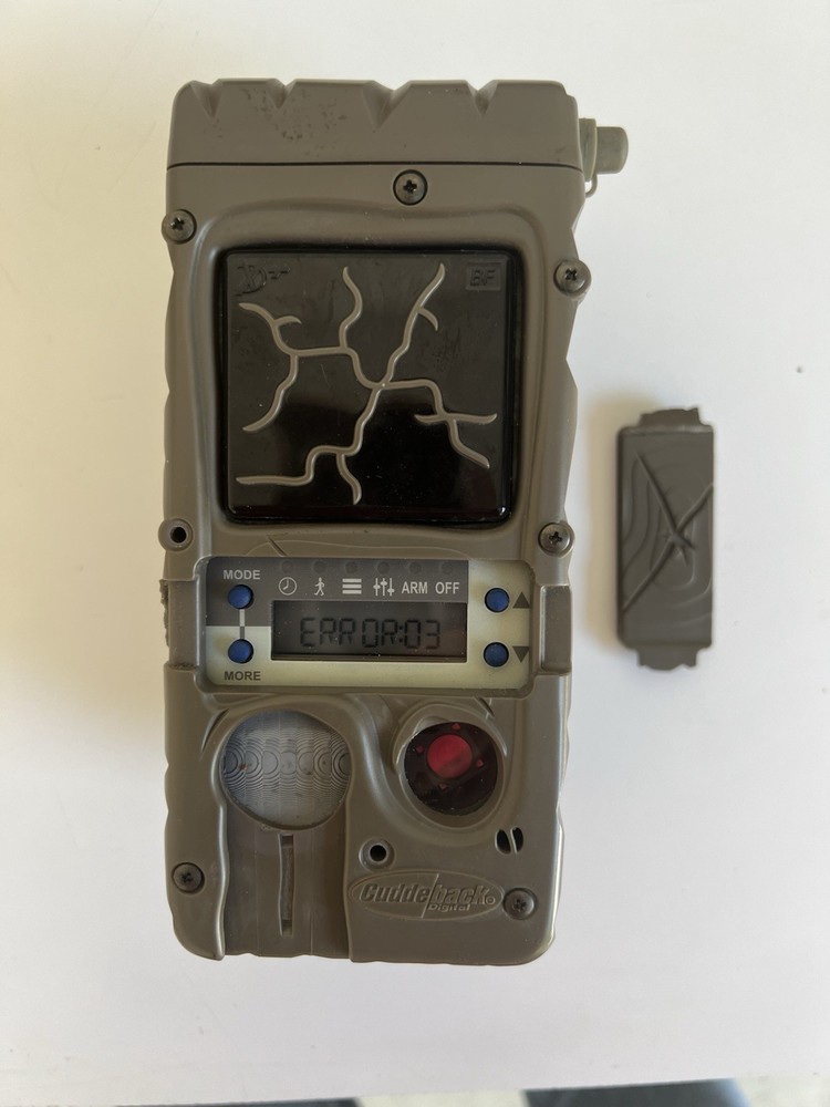 Cuddeback CuddeLink Camera G Series 2 Cameras + 1 Non Working