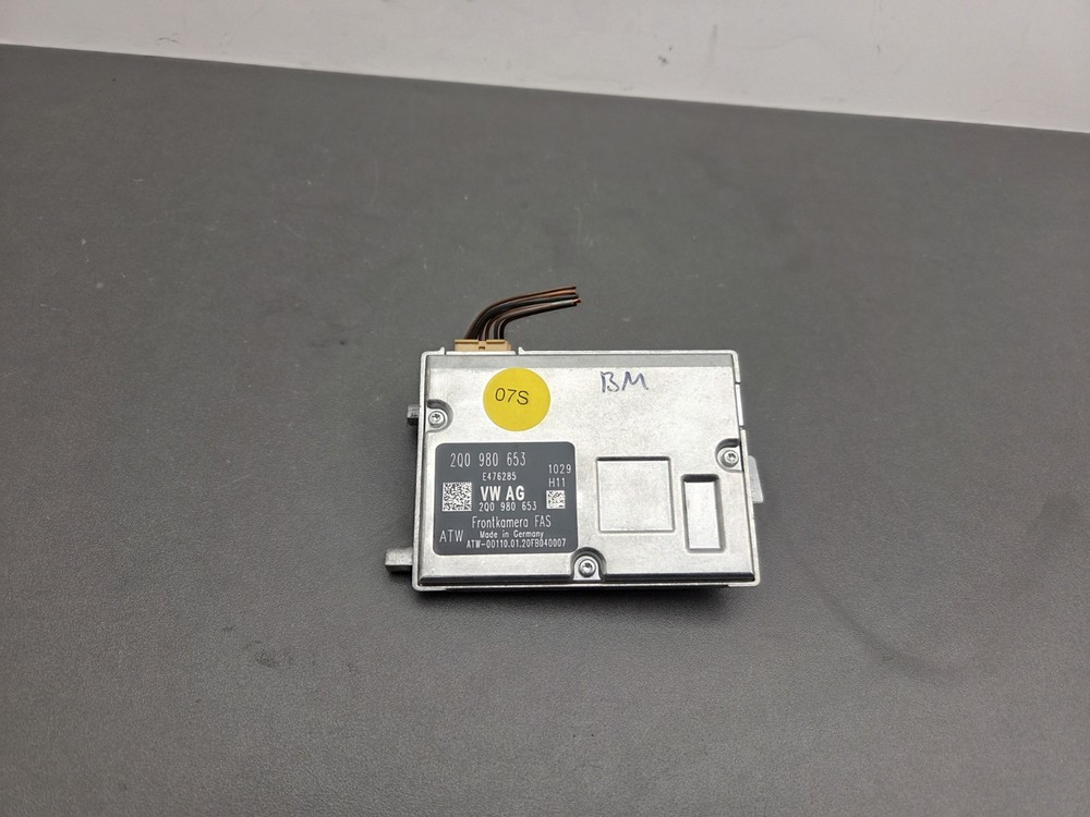 OEM Front Camera For Driver Assistance Programs fits Audi Volkswagen 2Q0980653