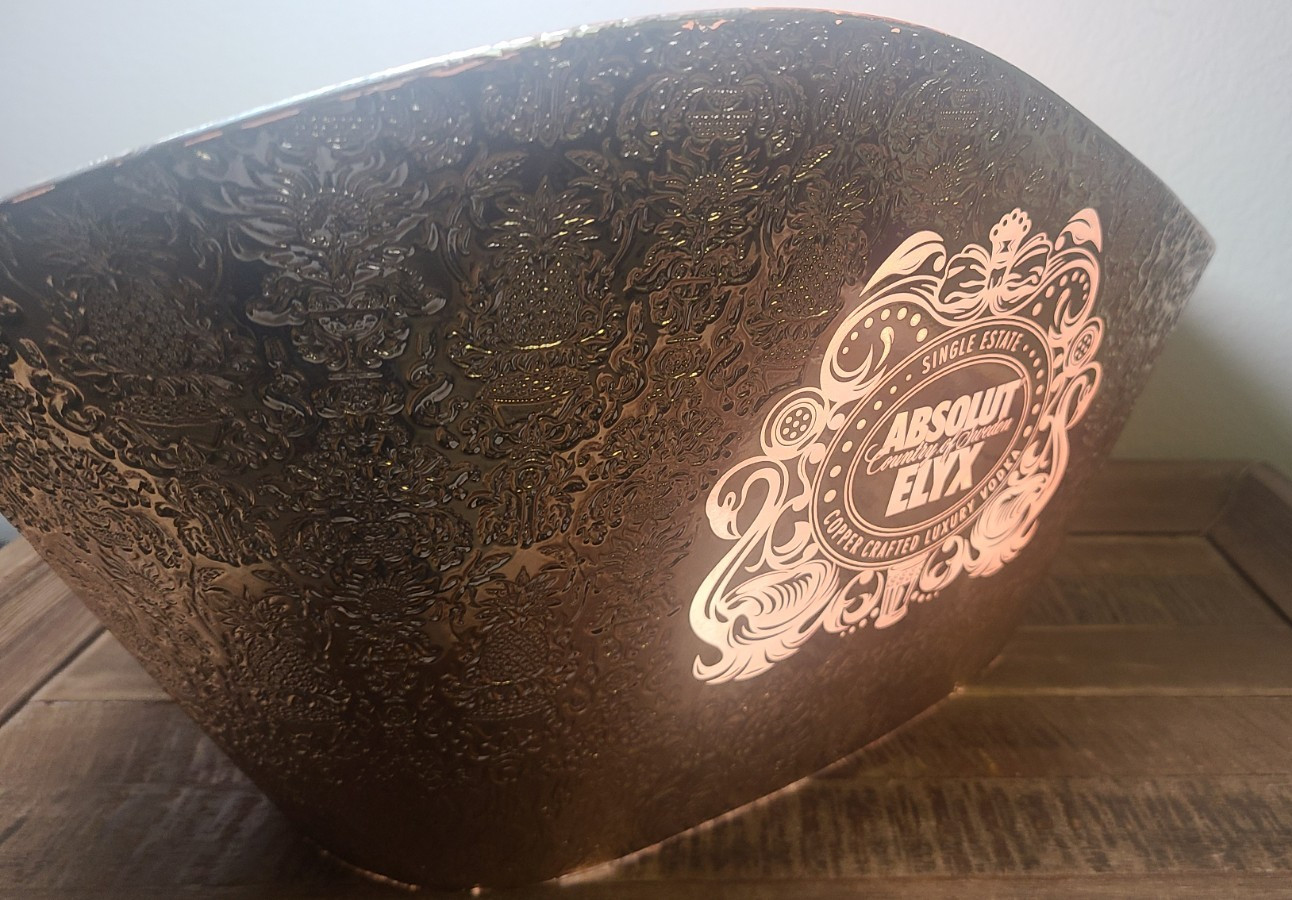 ABSOLUT ELYX Demask Copper Plastic LED White Illuminated Display Ice Bucket