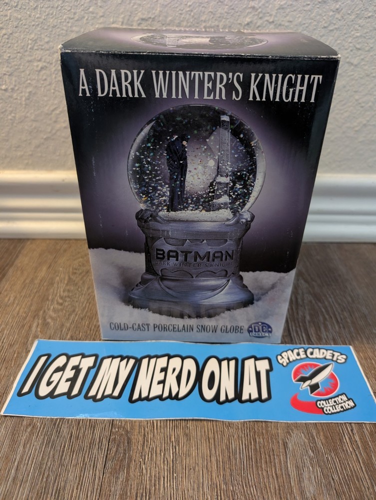 DC Direct 1999 Batman Dark Winter's Knight Snowglobe