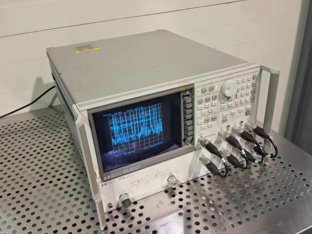 Used HP Agilent 8753C Network Analyzer with 85046A S-Parameter Test Set