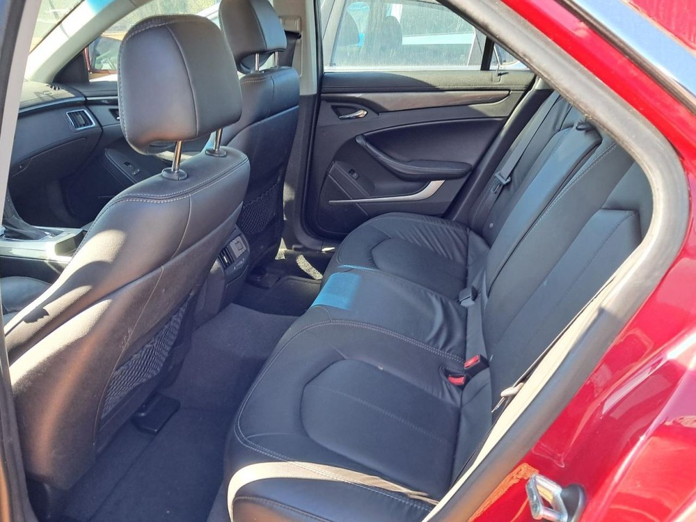 CTS 2012 Glove Box 4828678