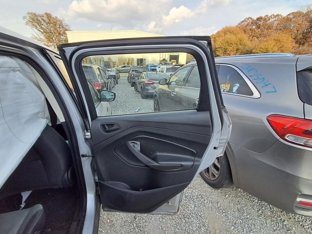 Fuse Box Engine Fits 17 ESCAPE 4872395