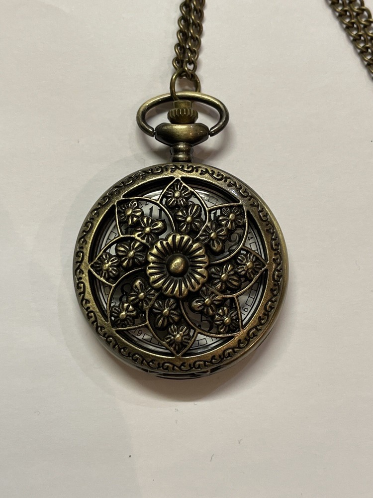 Vintage Style pocket watch Necklace