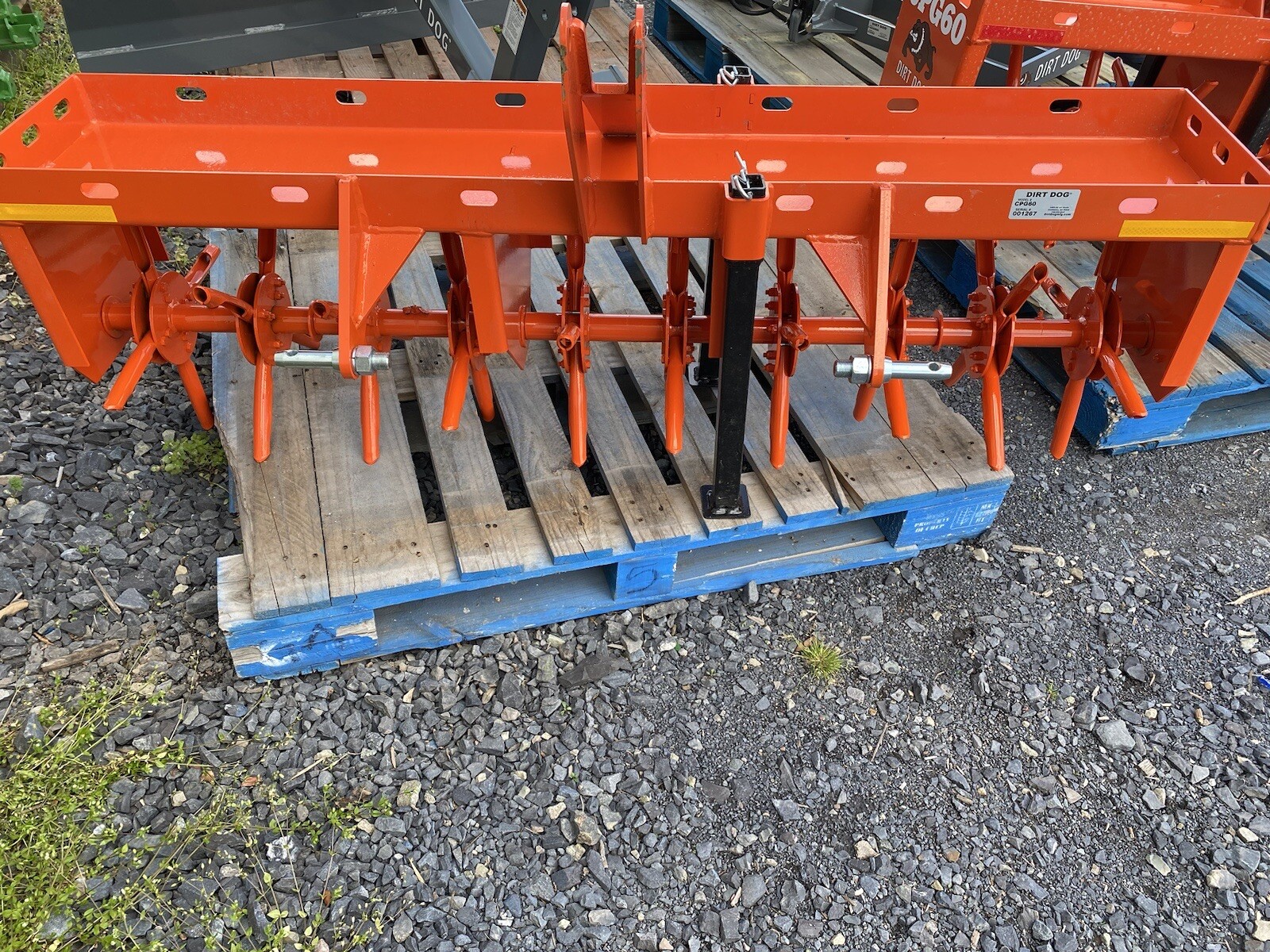 New Dirt Dog Plug Core Aerator 6' in Orange