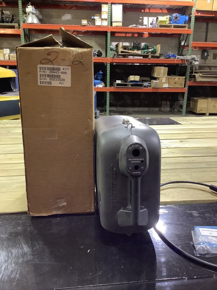 Flojet  Rechargeable Sprayer Kit