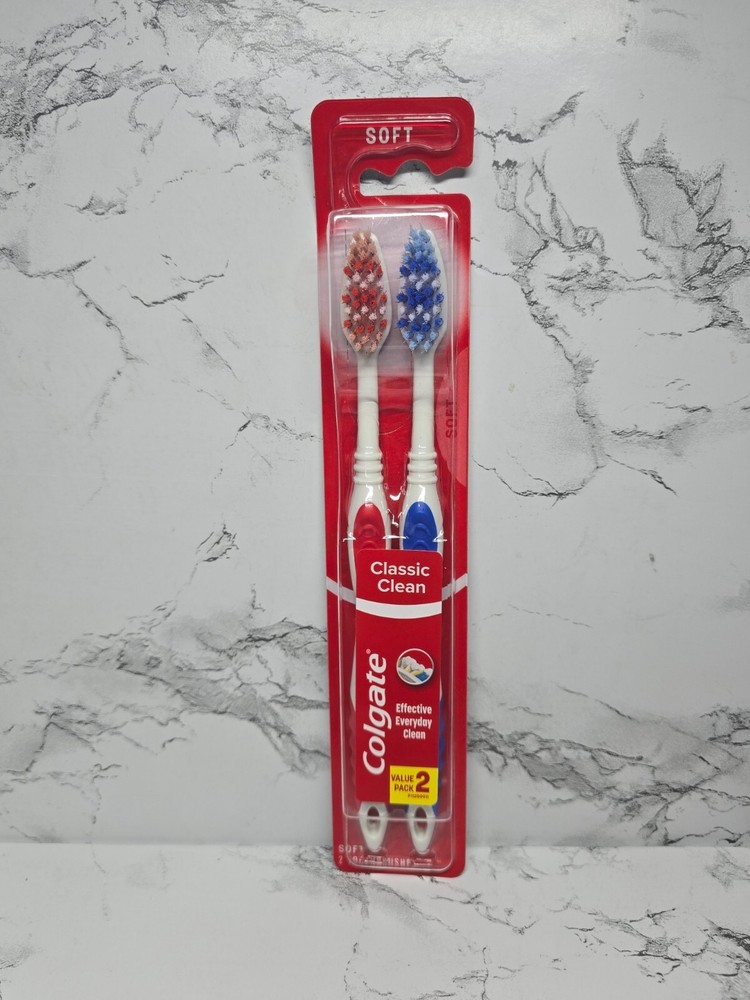 Colgate Classic Clean Effective Everyday Clean Soft Toothbrushes Sealed 2pk
