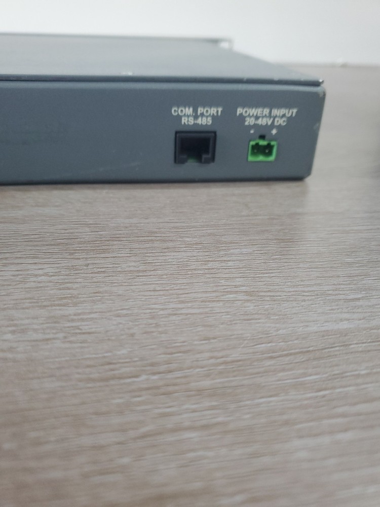 Corning Mobile Access Wireless Solutions Base Unit for 8 Links Model WB-B8U