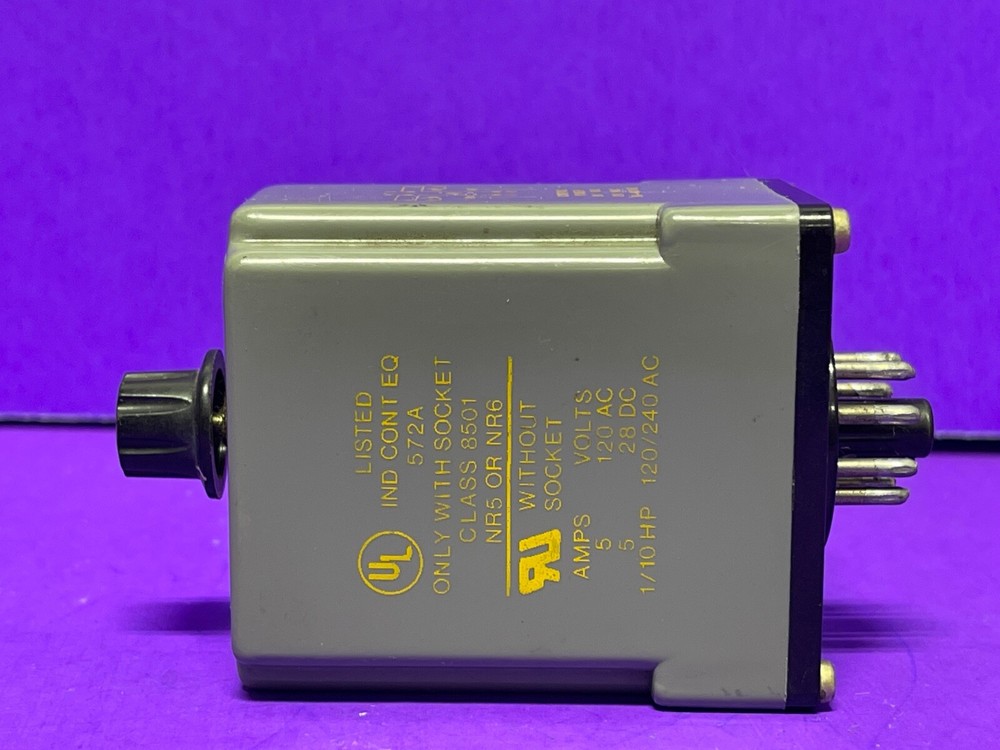 Square D 8501 JCK-13 Solid State Timing Relay On Delay 0.6-60 Sec