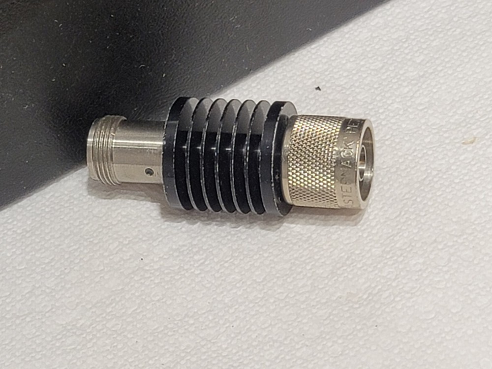 Pasternack PE7010-3 3 dB Fixed Attenuator