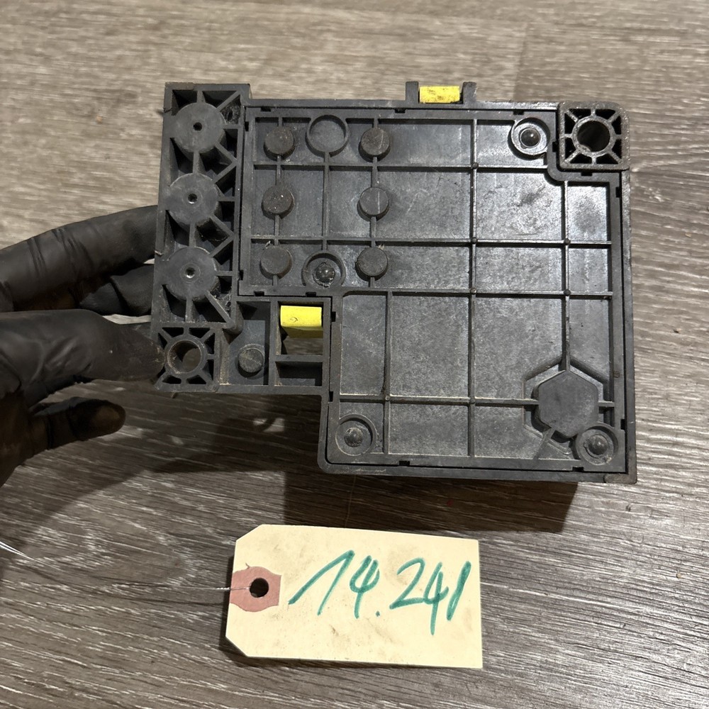 FREIGHTLINER CASCADIA ELECTRICAL COMPONENT P/N A06-03714-008