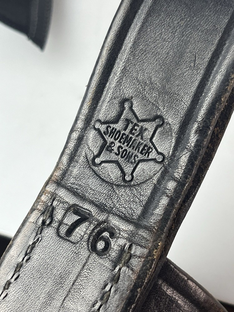 Tex Shoemaker & Son - 76 Leather Flashlight Holder