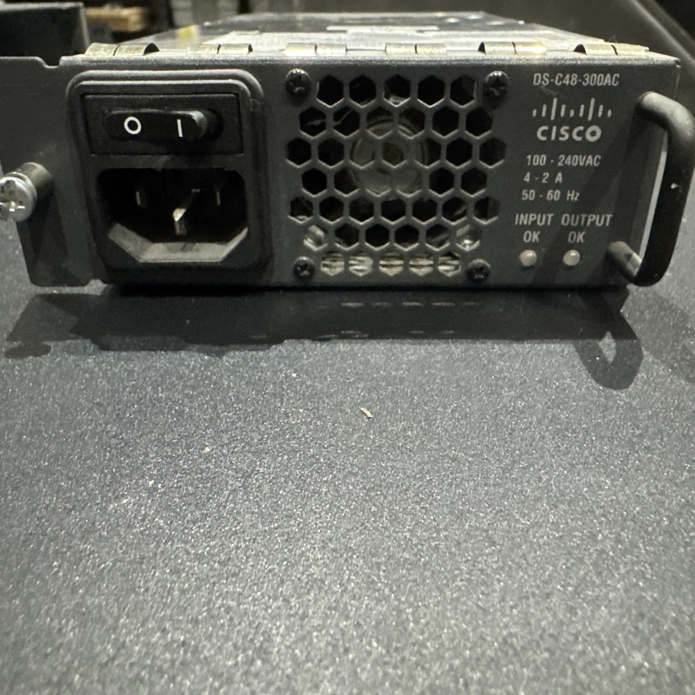 Cisco DS-C48-300AC Power Supply
