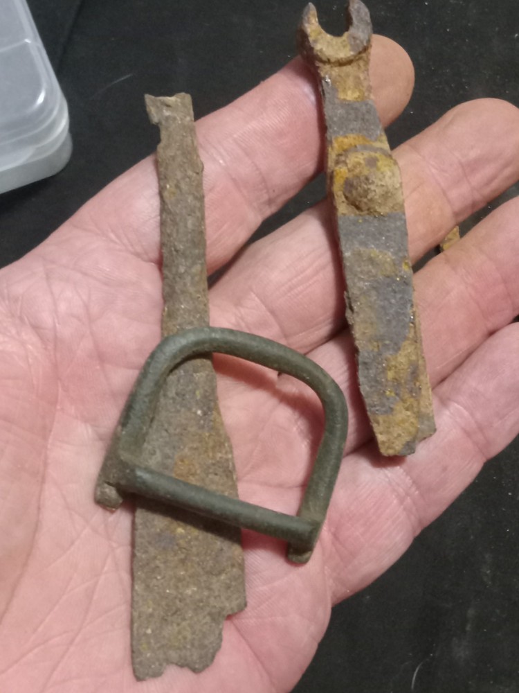 civi war items from pilot knob mo