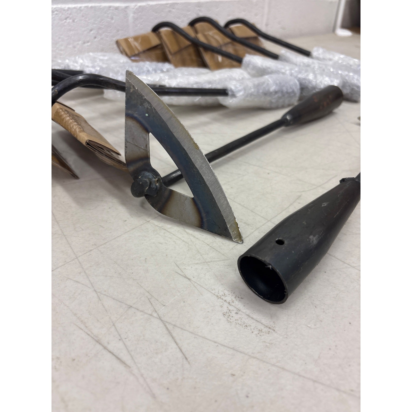 LOT-OF-10 Garden Hoe All-Steel Hardened Hollow Hoe Weeding, Garden Edger Weeder