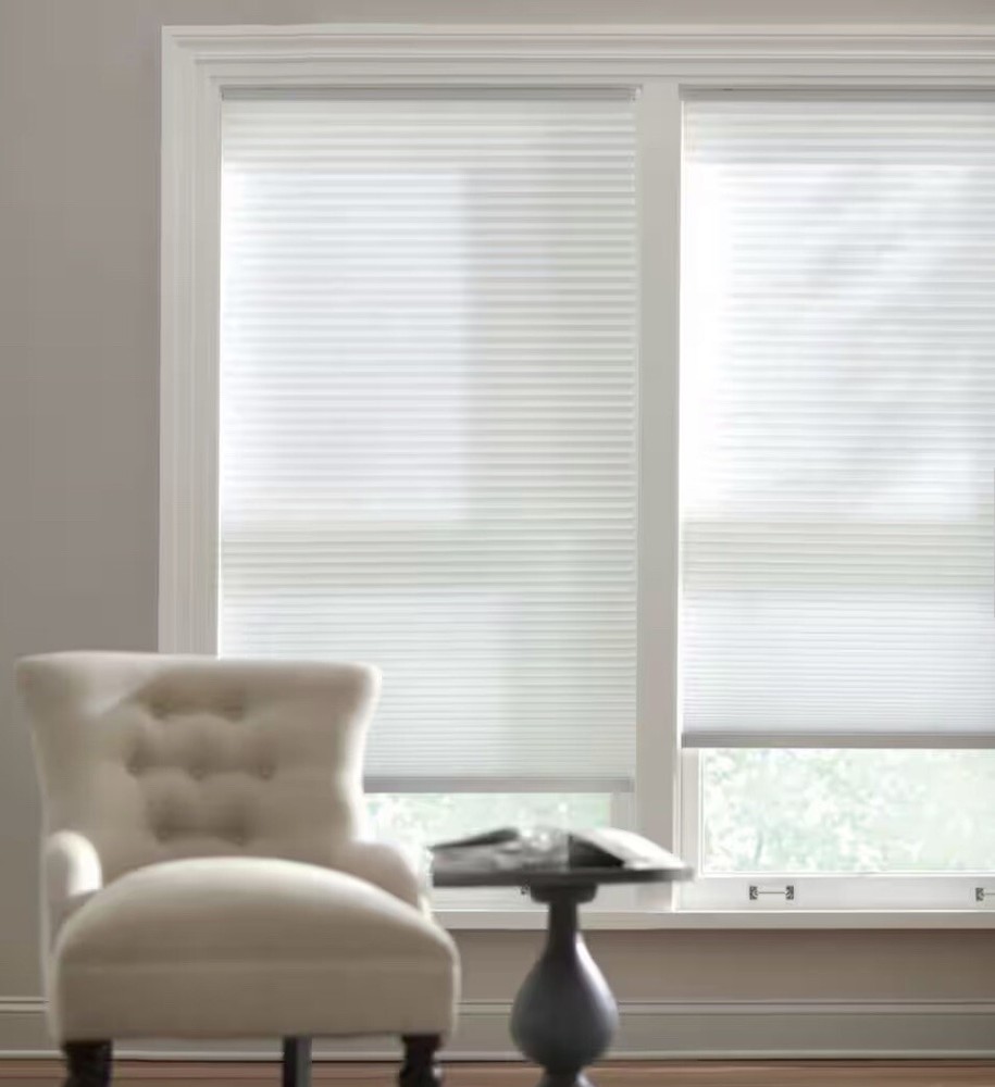 30” X 64” Snow Drift Light Filtering Cordless Cellular Shade