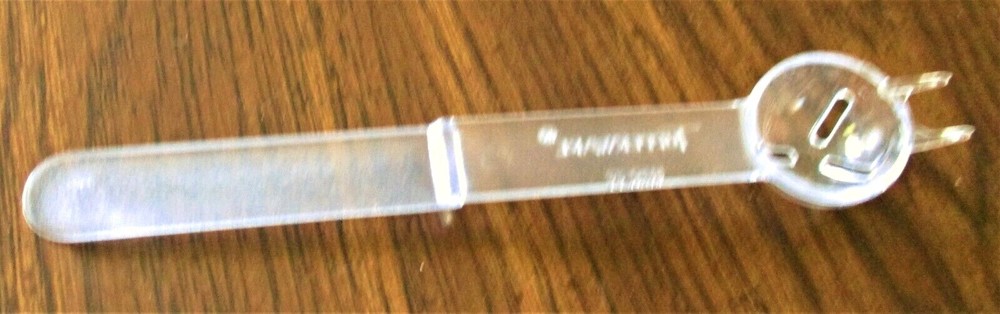 Tupperware Olive Spork #1450 Clear