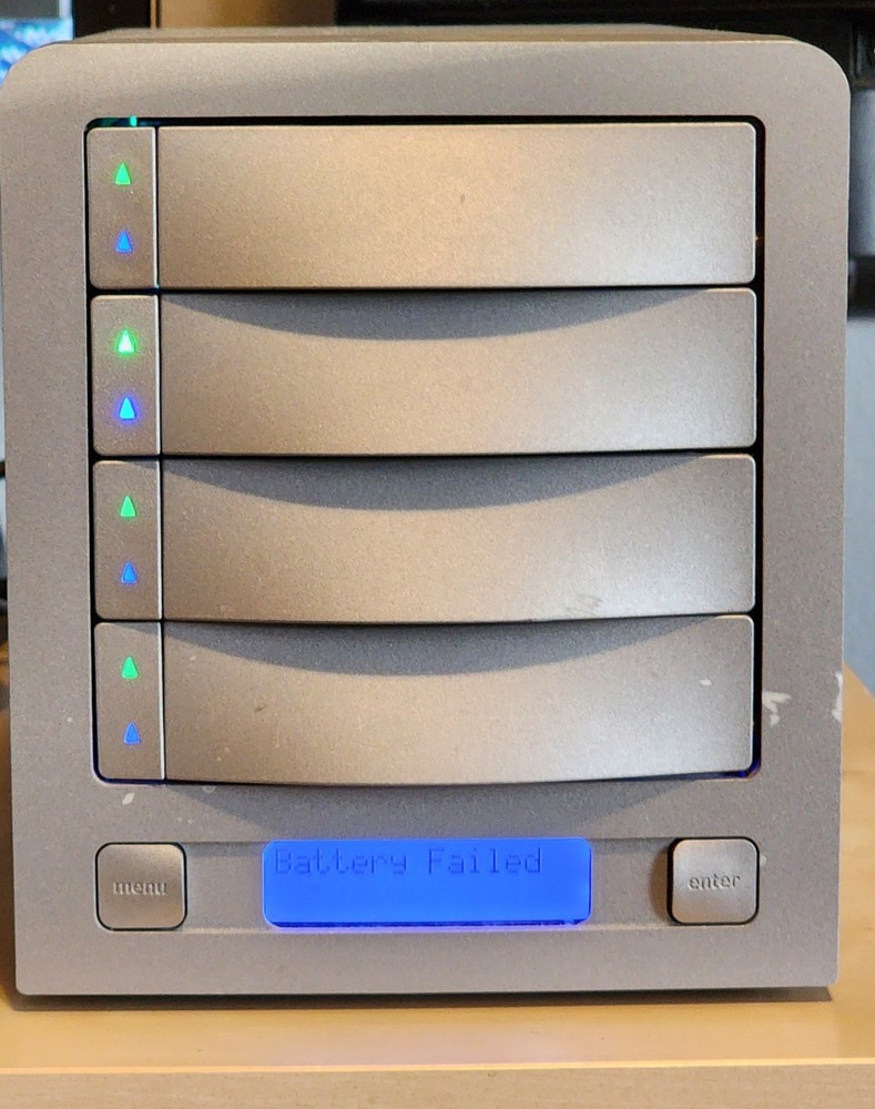 LaCie Biggest F800 4-Bay RAID Array 1.5TB Working Tested - READ