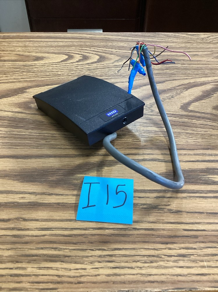 HID pivCLASS RP40-H Wall Card Switch Reader Model 920PHRNEK00005 Used 🟠