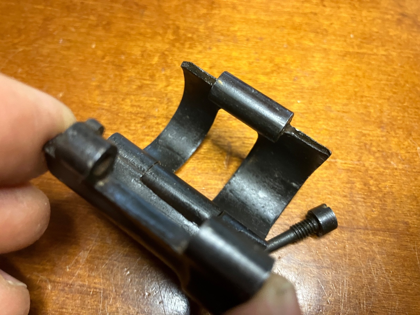 WW1 GERMAN MAUSER KAR 98AZ POLISH KAR 98A FRONT BARREL BAND+SCREW (KAR98-222)