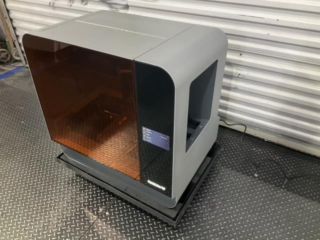 Form Labs 3L SLA 3D Printer