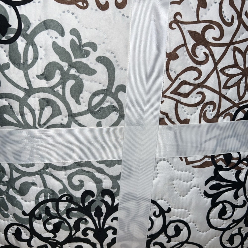 Chic Home Judith Queen Quilt, NWT