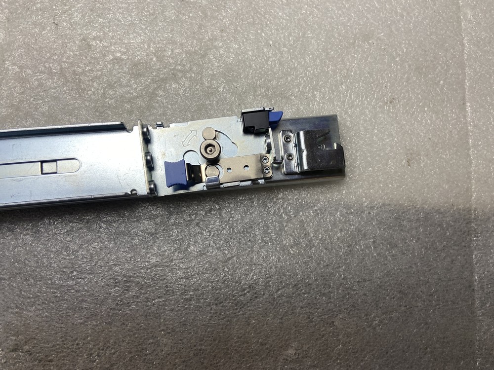 QualSlide APCIS PC922 Server rails L PC922 /R PC787