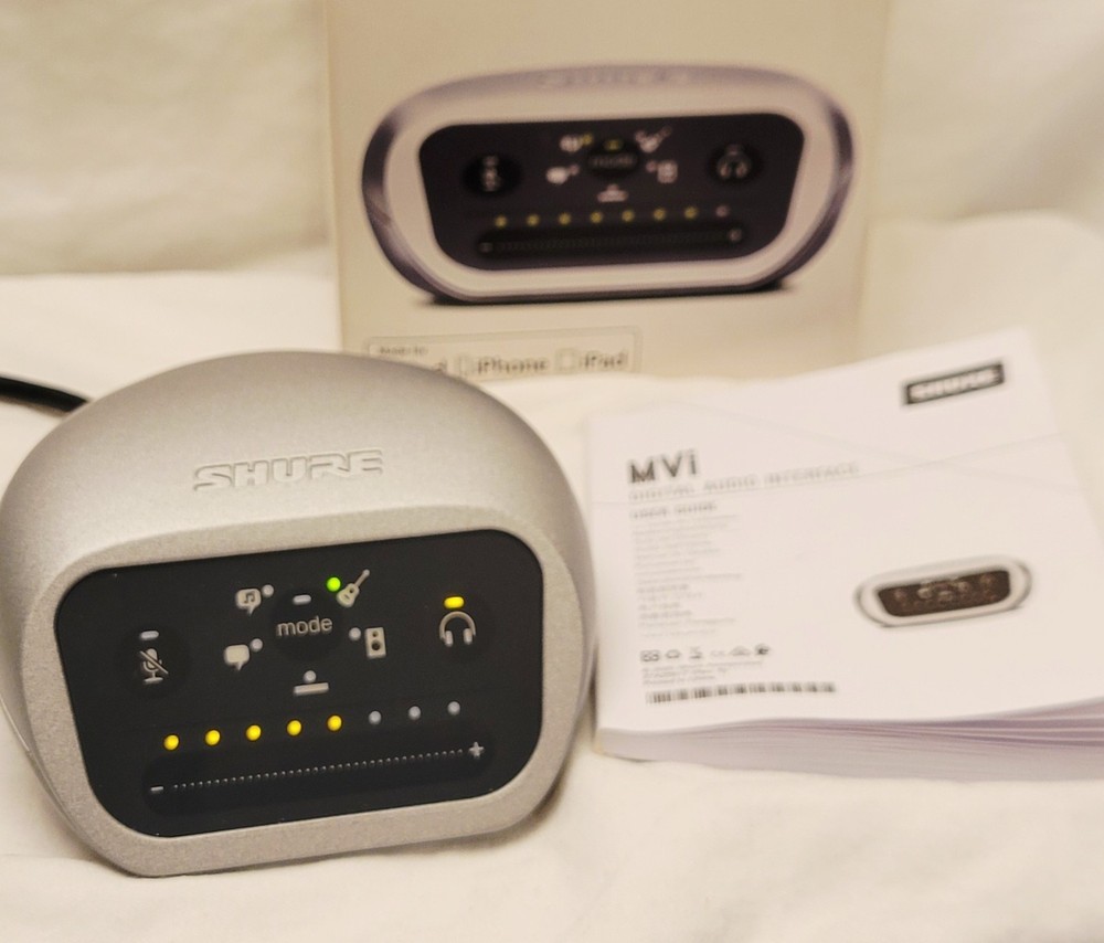 Shure MVi/A-LTG Digital Audio Interface