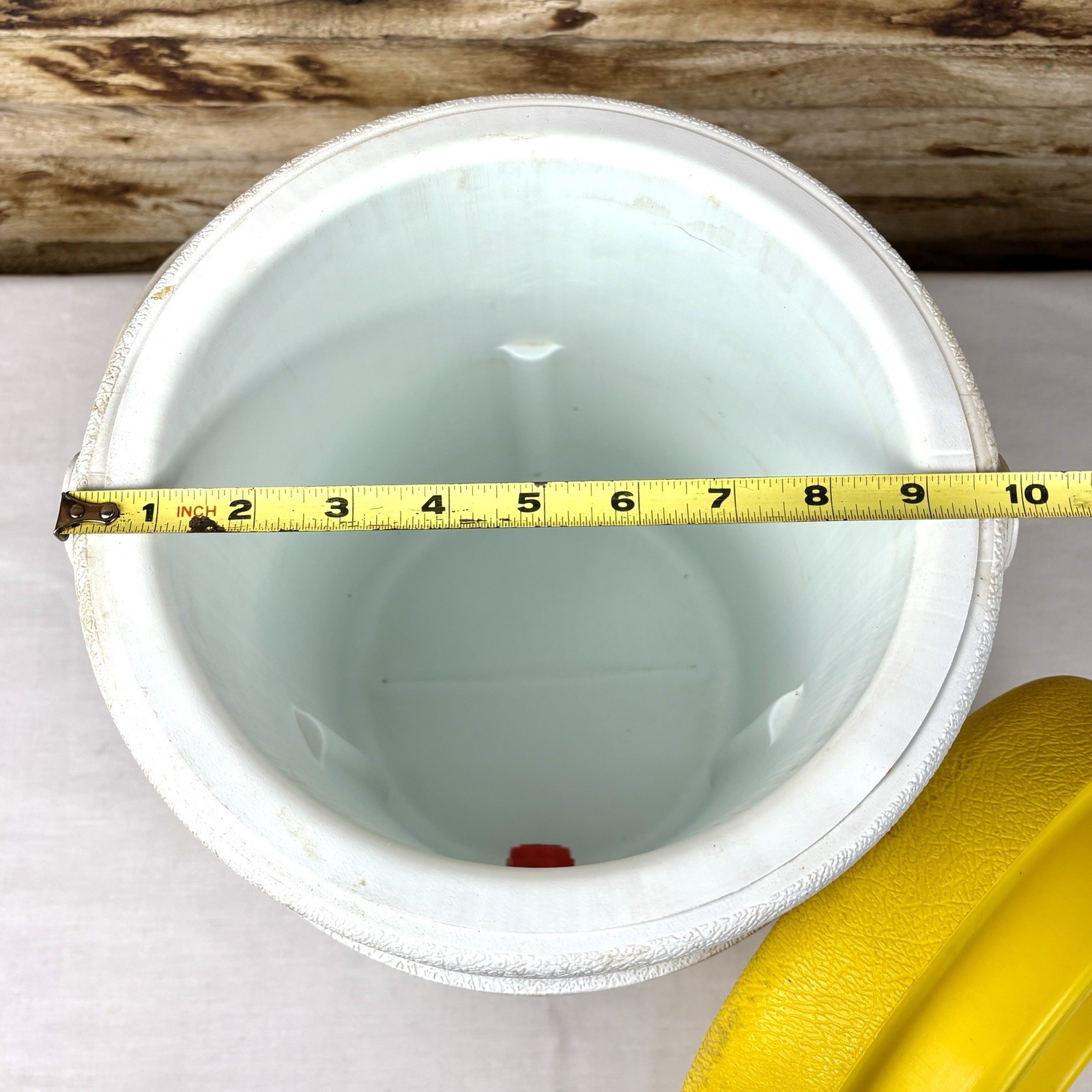 Vintage Igloo 2 Gallon Water Cooler Dispenser Houston TX Yellow White Handle Jug