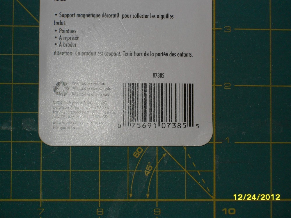 Singer ASSORTED HAND NEEDLES - 10 Pack with "Sewing Machine" Magnet