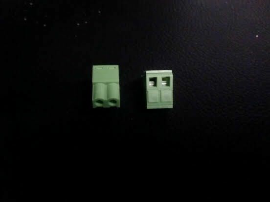 2-Pin Speaker / Power / Equalizer / Processor / Remote Plug DUAL DSEQ505BT