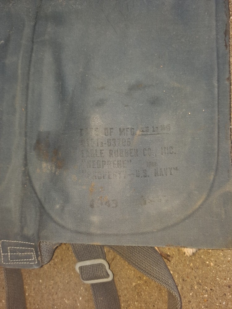 Id'd US Navy Pneumatic Life Vest Eagle Rubber Company 1943/1945 NeoPrene