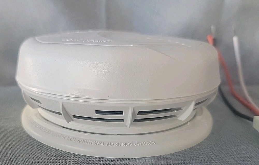 First Alert 3120B Hardwired Smoke Alarm