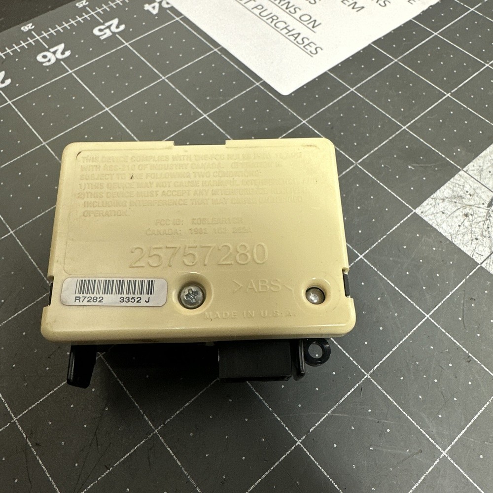 GM Receiver Remote Control Door Lock Module 25757280