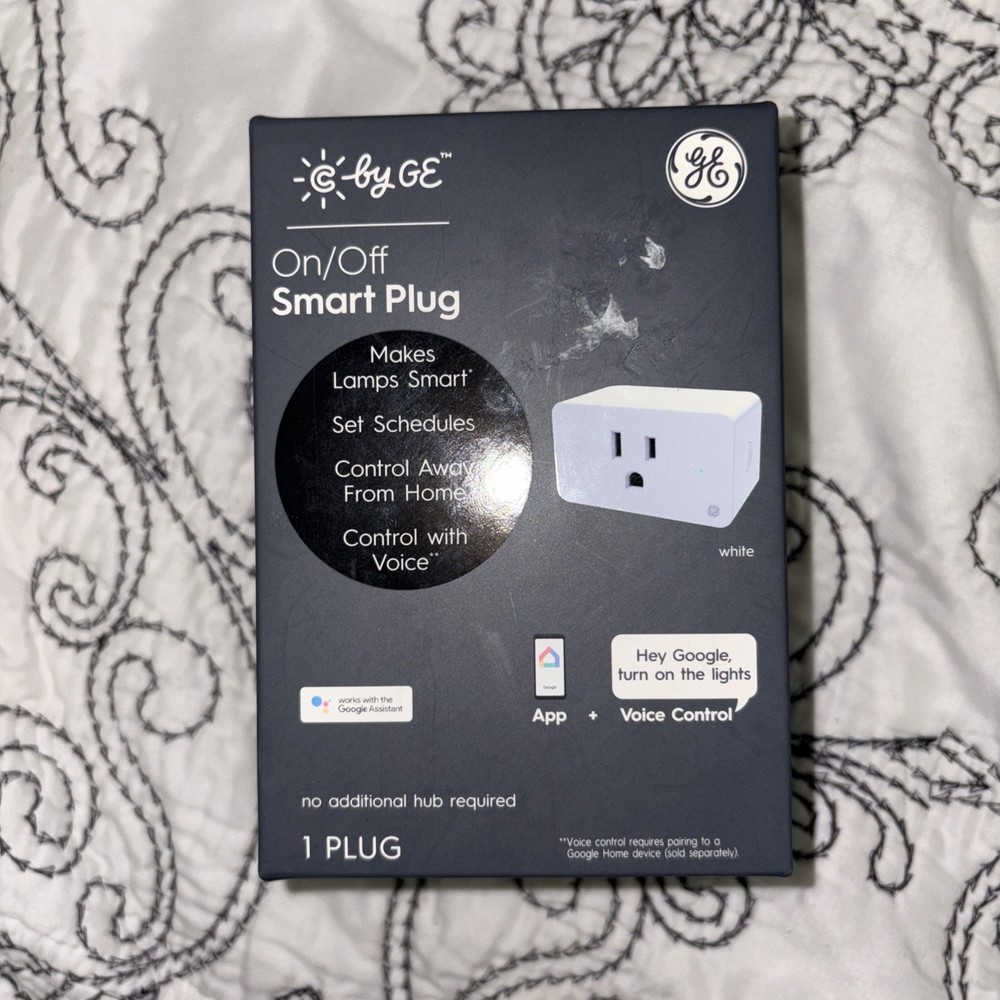 C by GE smart wall plug white