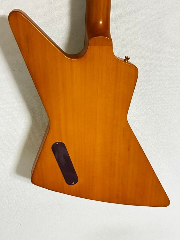 EPIPHONE 1958 Explorer Aged Natural Safe Packing!